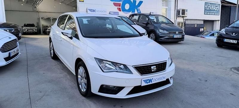 Blanco Usado 2019 Seat Leon ST Reference Familiar | 12.500 € (Caro) - Imagen 1/4