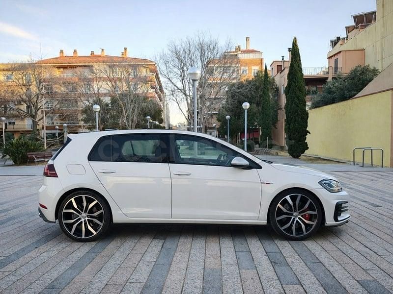 Usado VW Golf VII GTI 245 CV (180 kW) 2019 Blanco Berlina