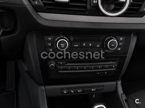Usado BMW X1 116 CV (85 kW) 2013 Blanco SUV