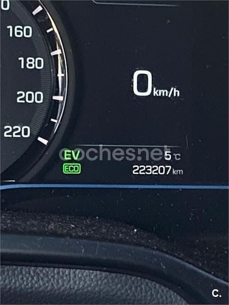 Usado Hyundai Ioniq 141 CV (103 kW) 2017 Blanco Utilitario