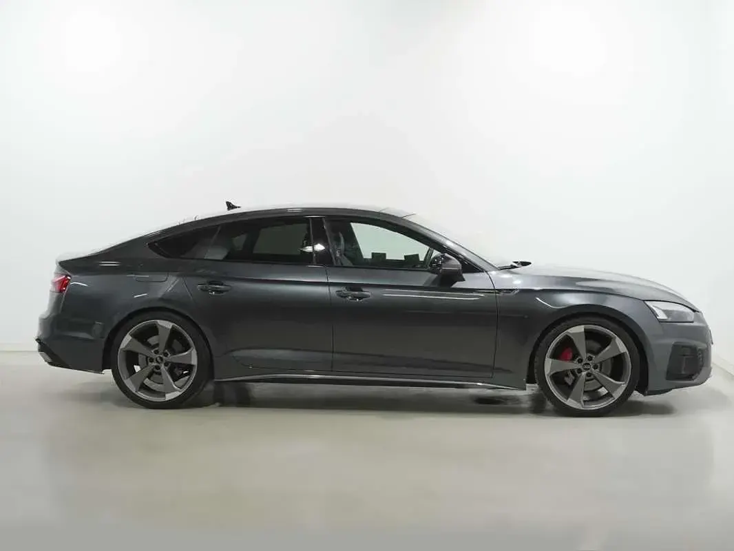 Usado Audi A5 Sportback Ambiente 265 CV (194 kW) 2022 Gris Utilitario