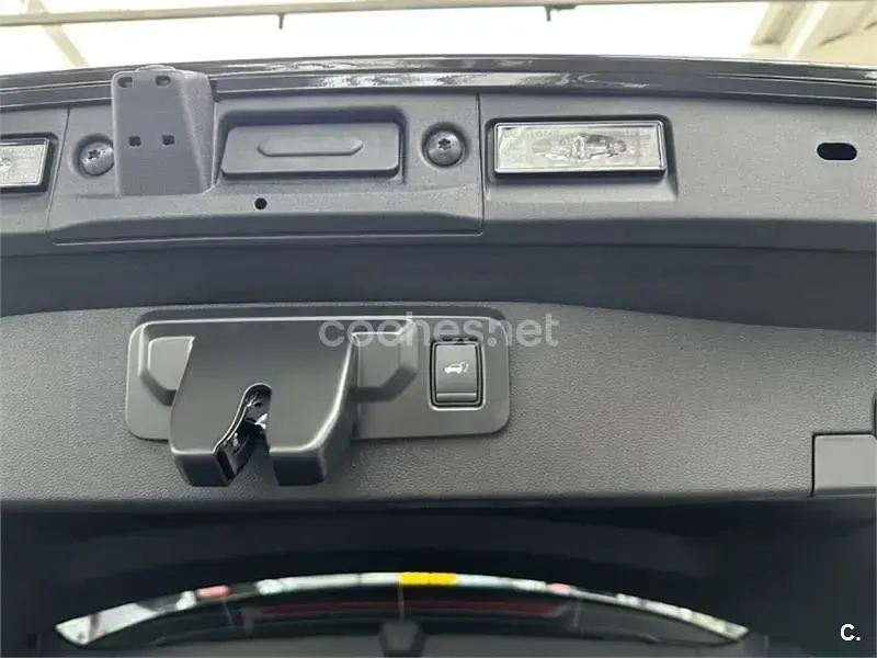 Usado Renault Symbioz Iconic 145 CV (106 kW) 2025 Negro SUV