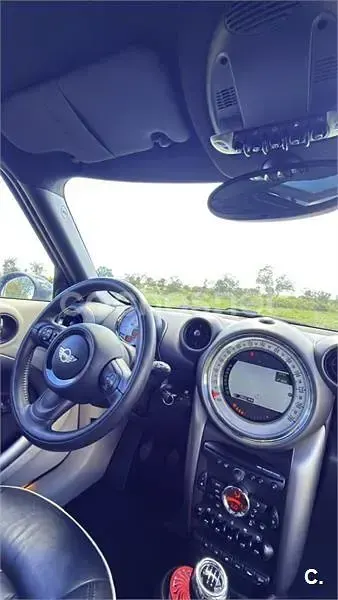 Usado Mini Cooper D Countryman 112 CV (82 kW) 2010 Beige SUV