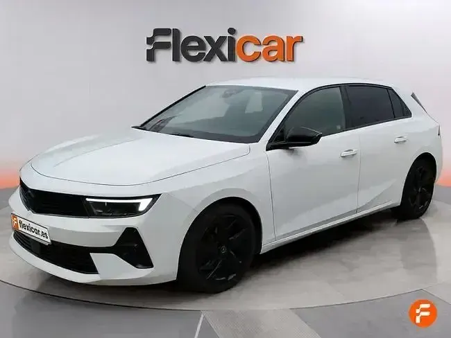 Usado Opel Astra Elegance 130 CV (95 kW) 2023 Blanco Utilitario