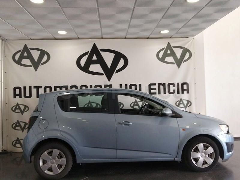 Usado Chevrolet Aveo LT 75 CV (55 kW) 2011 Azul Berlina