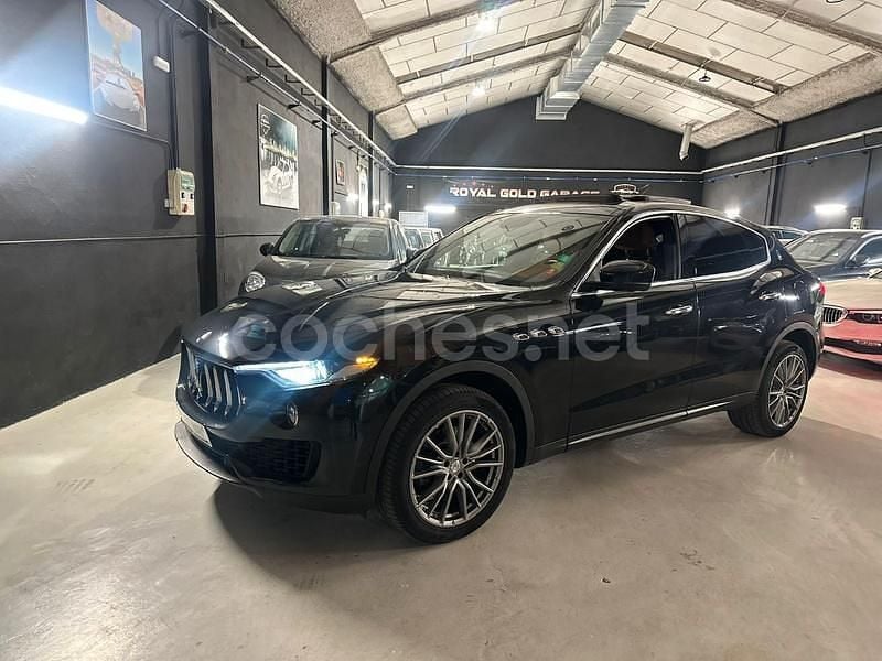 Usado Maserati Levante 275 CV (202 kW) 2020 Negro SUV