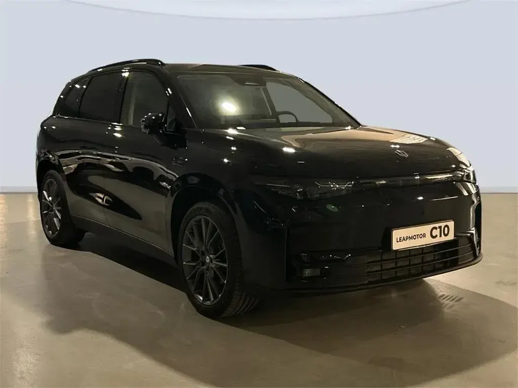 Usado Leapmotor C10 215 CV (158 kW) 2025 Negro SUV
