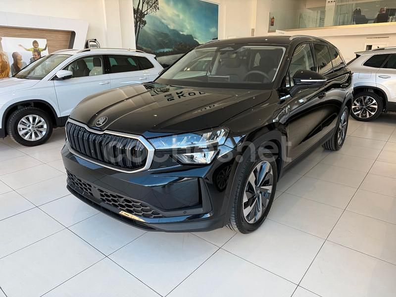 Negro Nuevo 2025 Skoda Kodiaq Selection SUV | 42.790 € (Precio justo) - Imagen 1/4