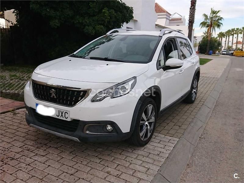 Blanco Usado 2017 Peugeot 2008 Allure SUV | 8200 € (Buen precio) - Imagen 1/4