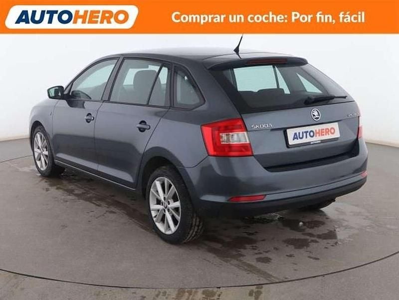 Usado Skoda Rapid Ambition 86 CV (63 kW) 2014 Gris Utilitario