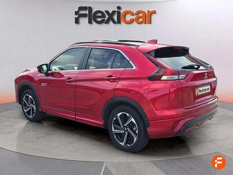 Usado Mitsubishi Eclipse Cross 188 CV (138 kW) 2023 Rojo SUV