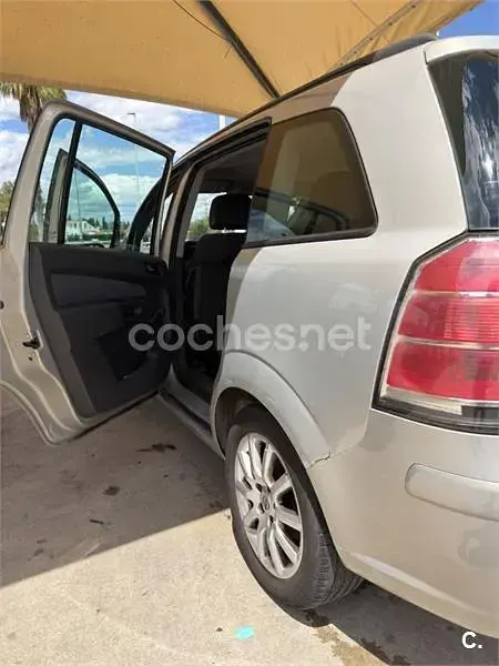 Używany Opel Zafira Cosmo 120 KM (88 kW) 2006 Szary Minivan