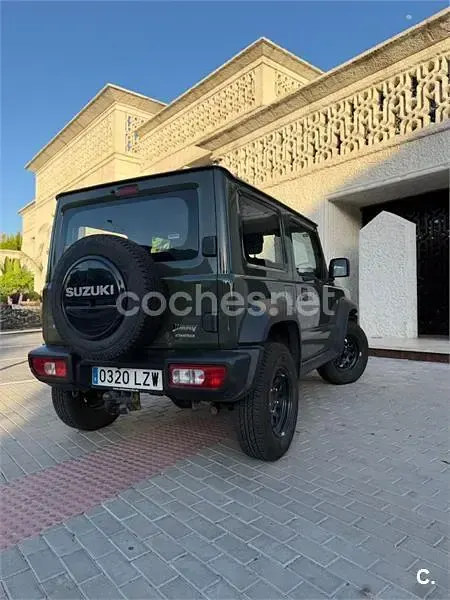 Usado Suzuki Jimny 102 CV (75 kW) 2022 Verde SUV