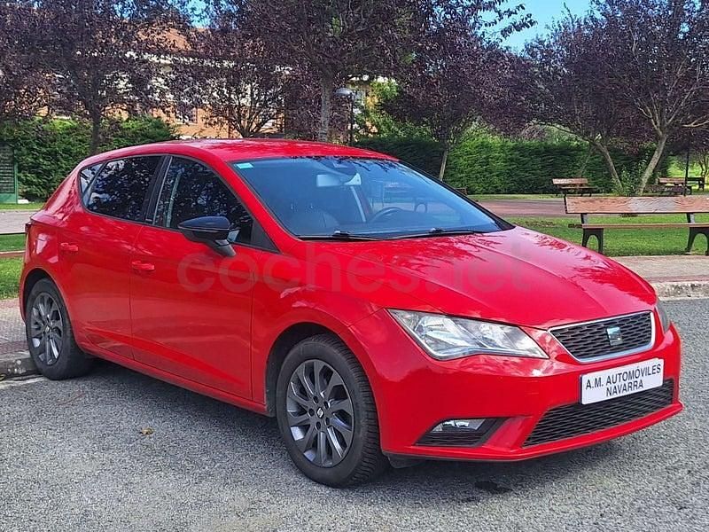 Usado Seat Leon I-Tech 105 CV (77 kW) 2015 Rojo Berlina