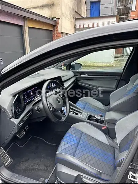 Usado VW Golf VIII R 320 CV (235 kW) 2023 Negro Berlina