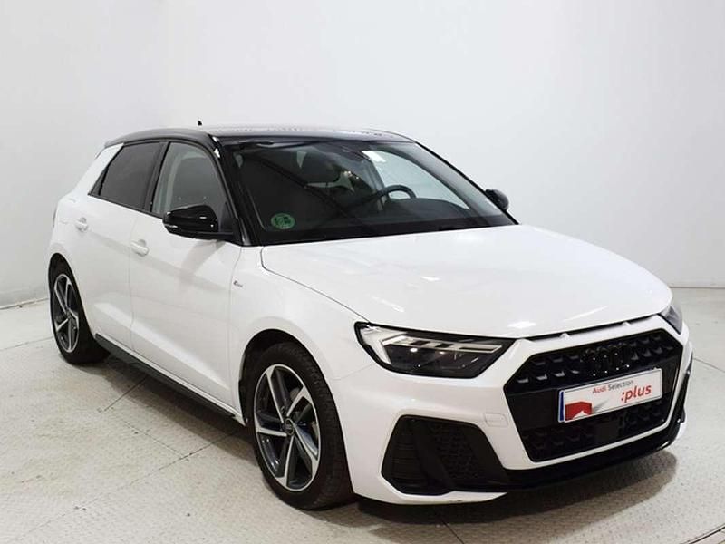 Blanco Usado 2025 Audi A1 Sportback Black Edition Utilitario | 22.000 € (Super precio) - Imagen 1/4
