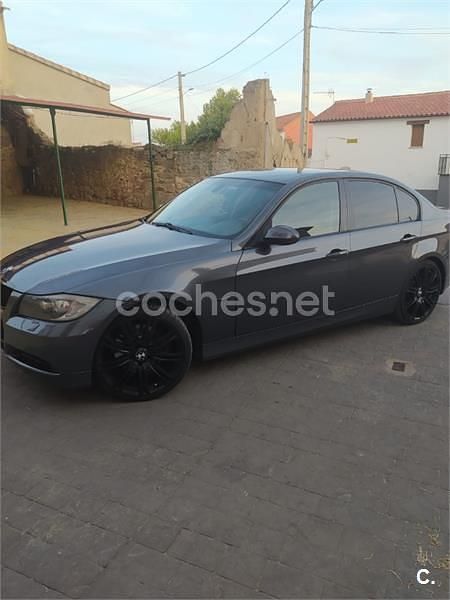 Usado BMW 330 258 CV (189 kW) 2005 Gris / plata Berlina