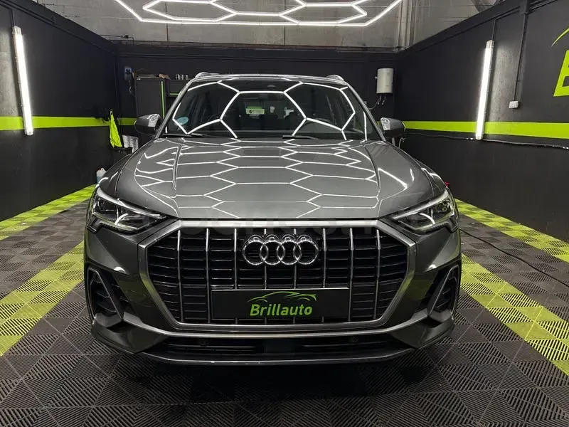 Usado Audi Q3 S-Line 150 CV (110 kW) 2023 Gris / plata SUV