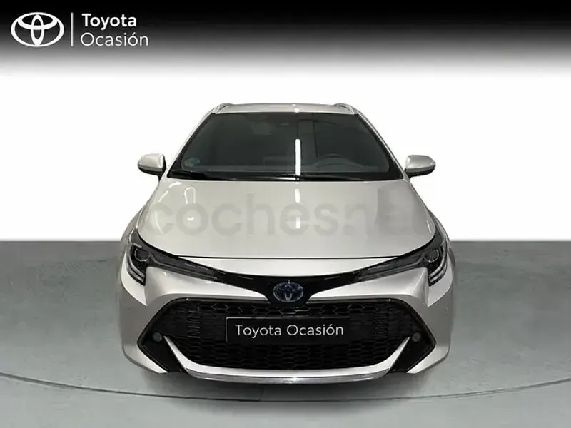 Usado Toyota Corolla Sport 122 CV (89 kW) 2023 Gris / plata Familiar