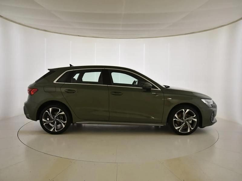 Usado Audi A3 Sportback e-tron S-Line 204 CV (150 kW) 2025 Verde Utilitario