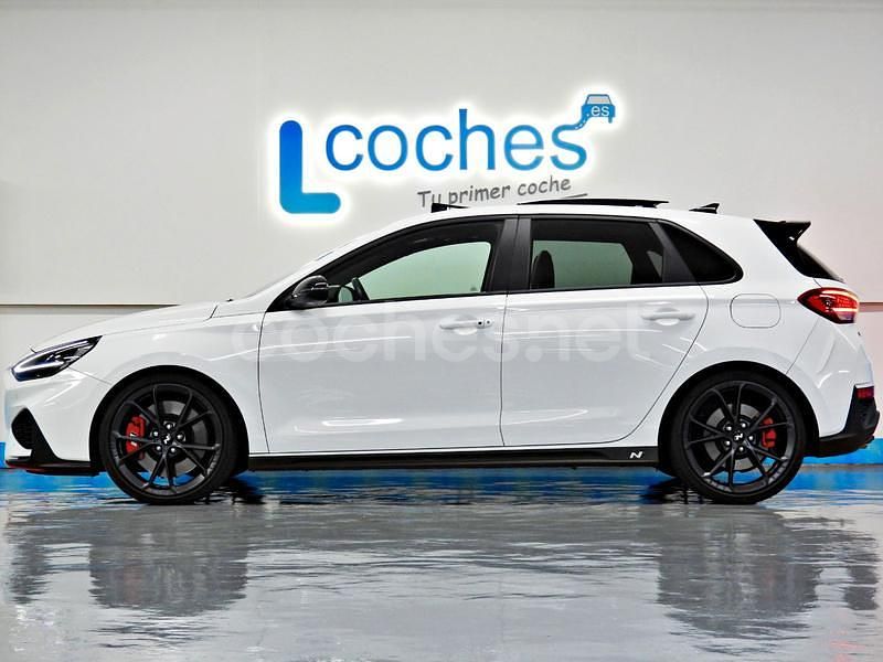 Blanco Usado 2023 Hyundai i30 N Performance Berlina | 41.500 € - Imagen 1/4