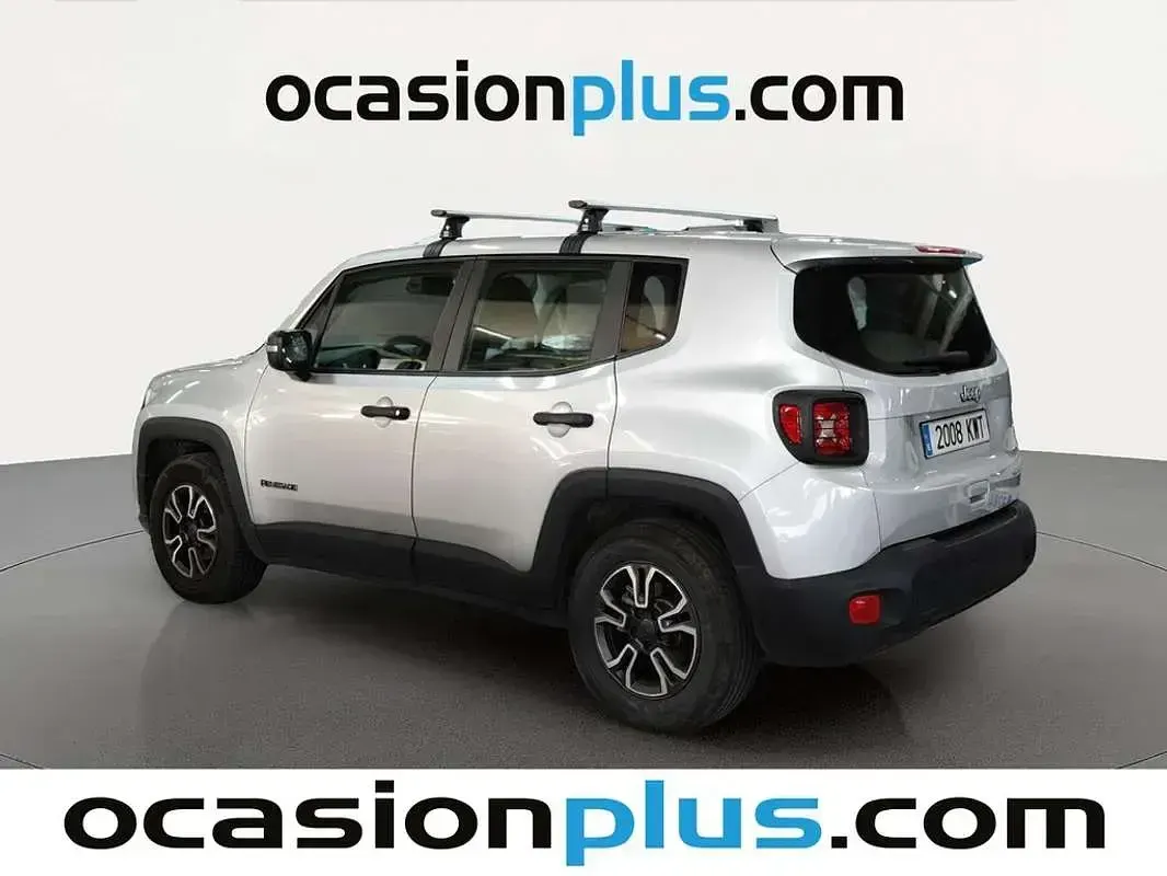 Usado Jeep Renegade Sport 120 CV (88 kW) 2019 Gris plata SUV