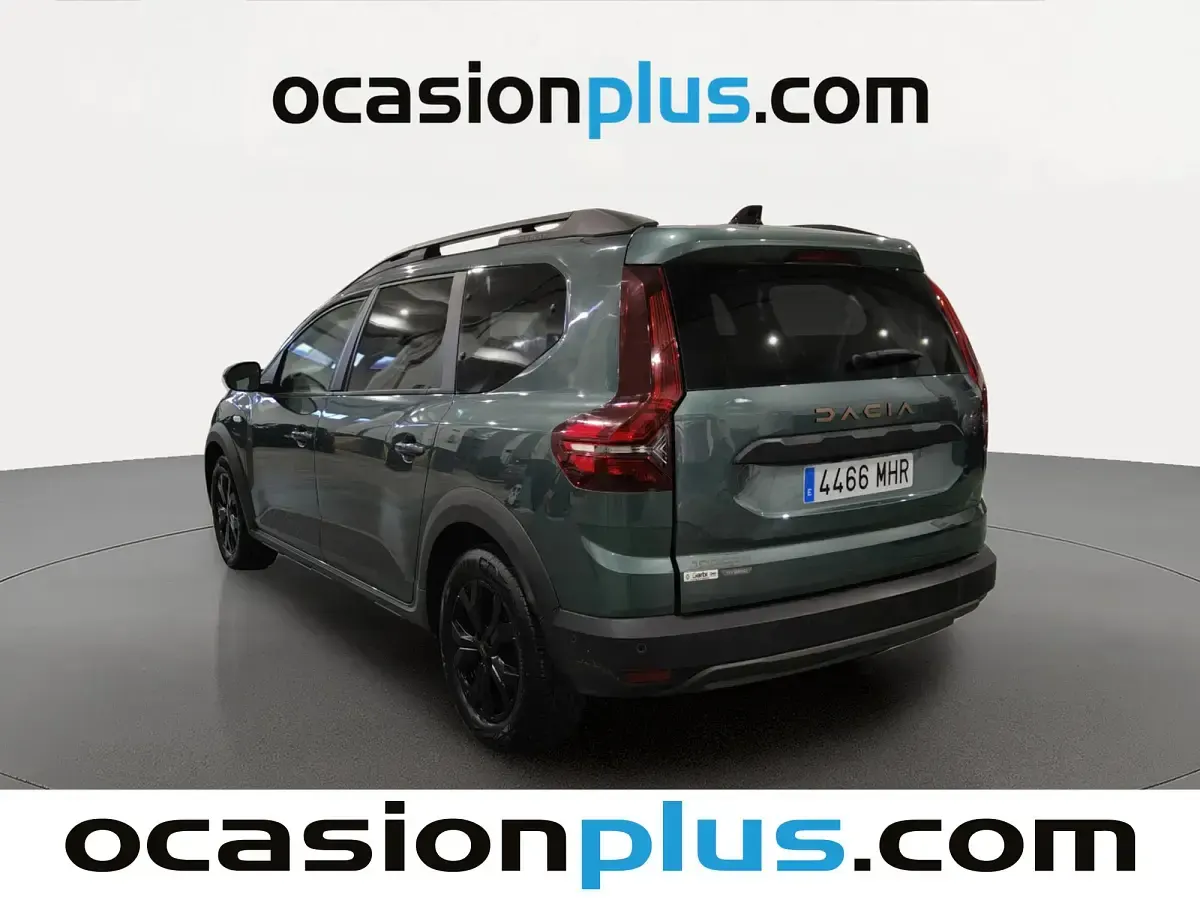Usado Dacia Jogger Extreme 140 CV (102 kW) 2023 Verde Monovolumen