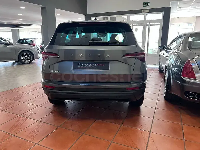 Nuevo Skoda Karoq Selection 150 CV (110 kW) 2026 Gris / plata SUV