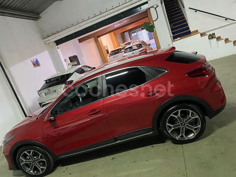 Usado Kia XCeed 120 CV (88 kW) 2021 Rojo SUV