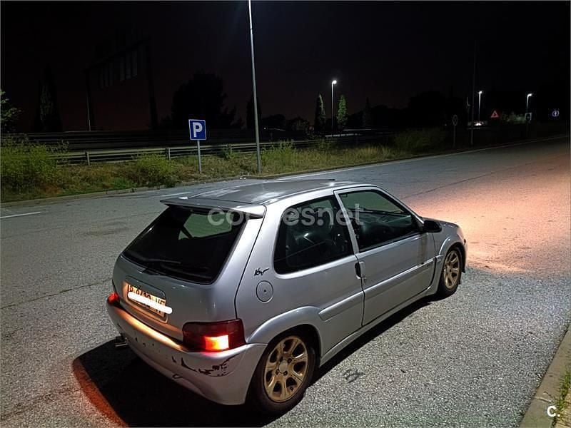 Usado Citroën Saxo 90 CV (66 kW) 1999 Blanco Utilitario