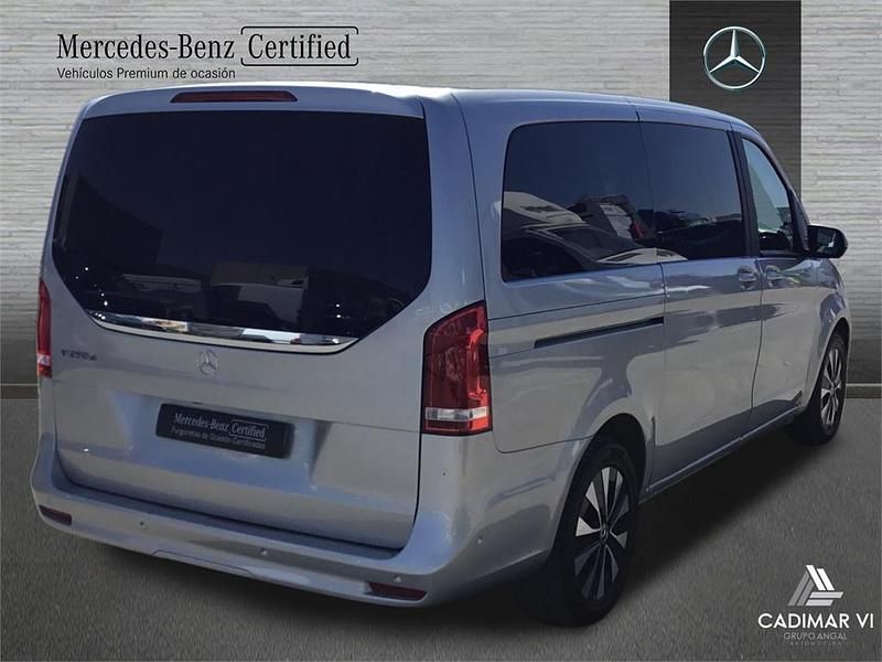 Usado Mercedes V250 190 CV (139 kW) 2023 Gris Monovolumen