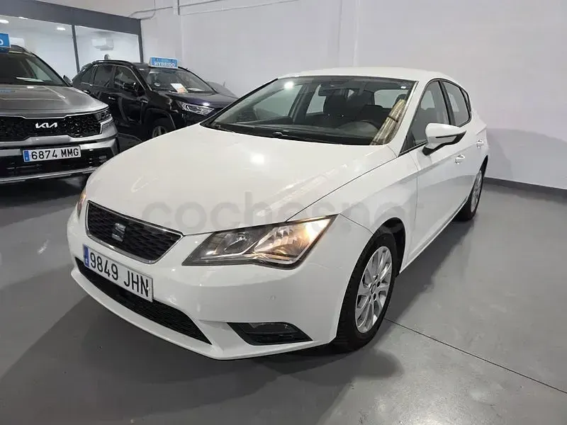 Usado Seat Leon Style 150 CV (110 kW) 2015 Blanco Berlina