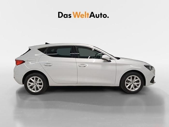 Usado Seat Leon Style 116 CV (85 kW) 2025 Blanco