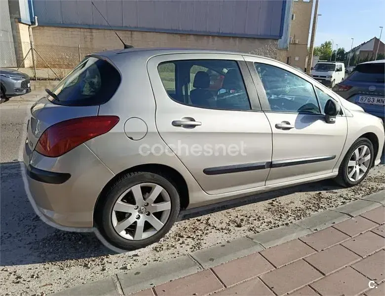 Usado Peugeot 308 SW 90 CV (66 kW) 2009 Beige Familiar