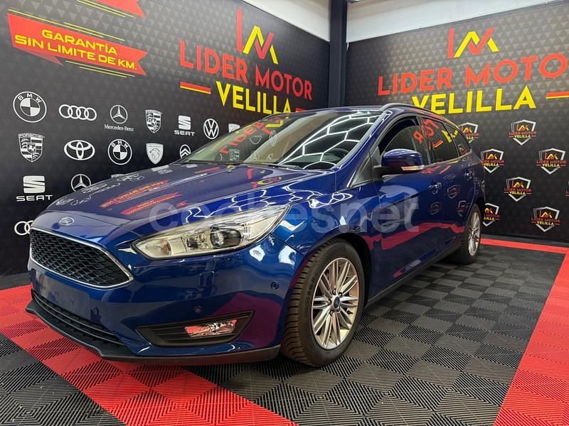 Azul Usado 2017 Ford Focus Trend Familiar | 12.490 € (Un poco caro) - Imagen 1/4