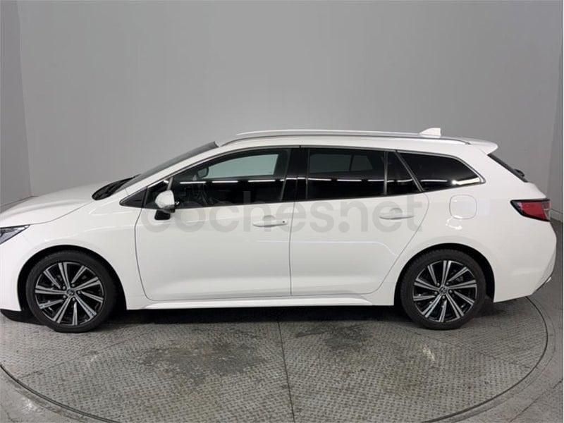 Usado Toyota Corolla Style 122 CV (89 kW) 2022 Blanco Familiar