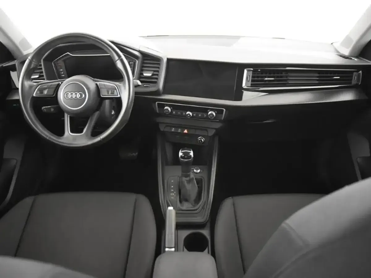 Usado Audi A1 Sportback Advanced Plus 110 CV (80 kW) 2022 Blanco Utilitario