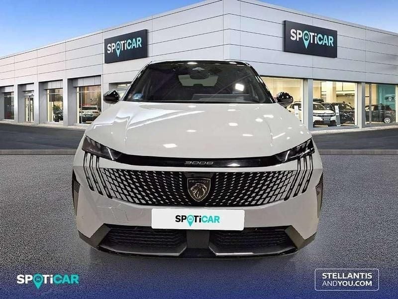 Usado Peugeot e-3008 GT 158 kW (216 CV) 2024 Blanco SUV
