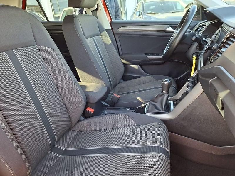 Usado VW T-Roc Advance 115 CV (84 kW) 2021 Rojo SUV