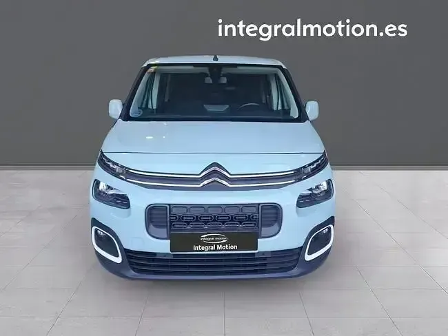 Usado Citroën Berlingo Shine 131 CV (96 kW) 2020 Azul Monovolumen