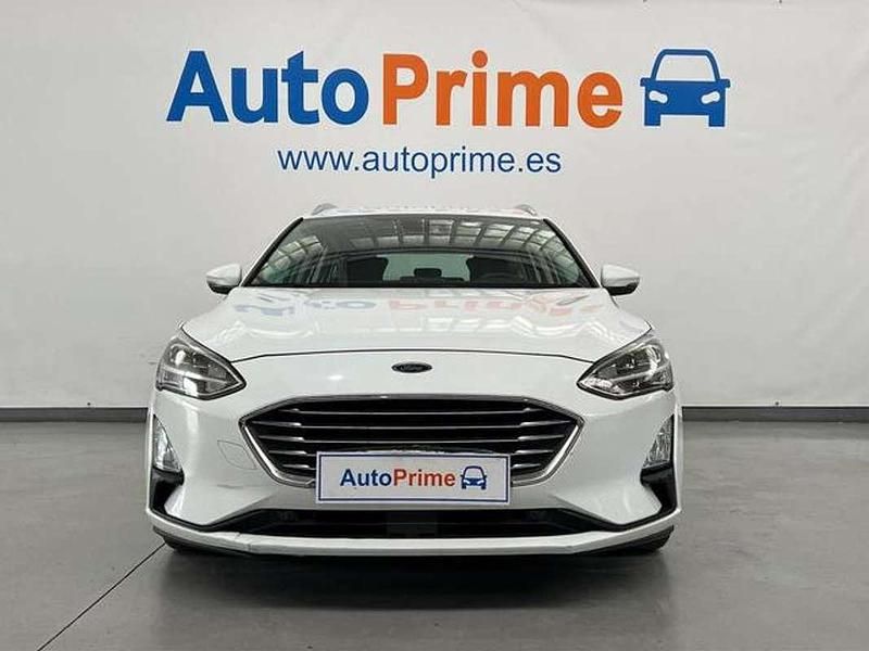 Usado Ford Focus Titanium 120 CV (88 kW) 2019 Blanco Familiar