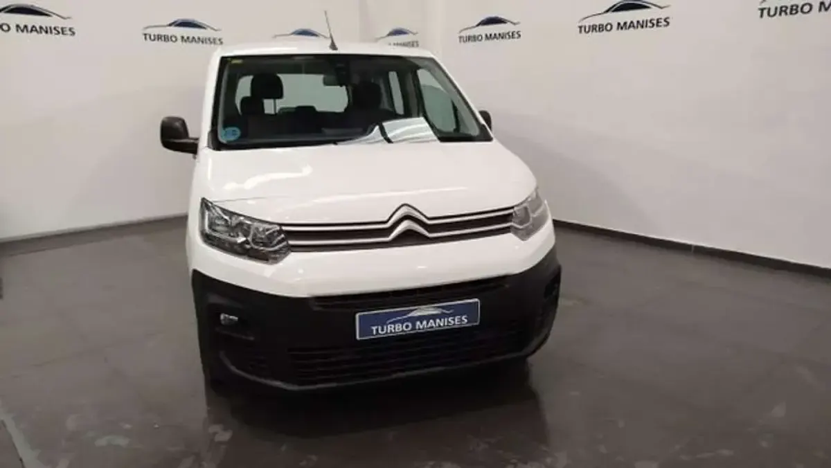 Usado Citroën Berlingo Live 102 CV (75 kW) 2019 Blanco Monovolumen