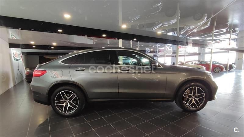 Usado Mercedes GLC250 211 CV (155 kW) 2017 Gris / plata Coupe