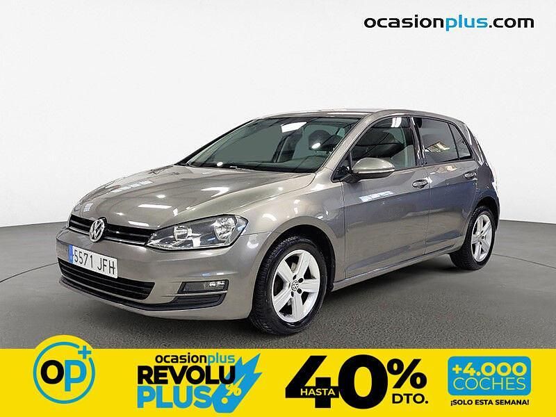 Usado VW Golf VII Advance 105 CV (77 kW) 2015 Gris Utilitario