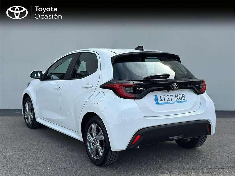 Usado Toyota Yaris Hybrid Active 116 CV (85 kW) 2025 Monovolumen