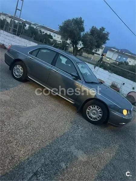 Usado Rover 75 120 CV (88 kW) 1999 Verde Berlina