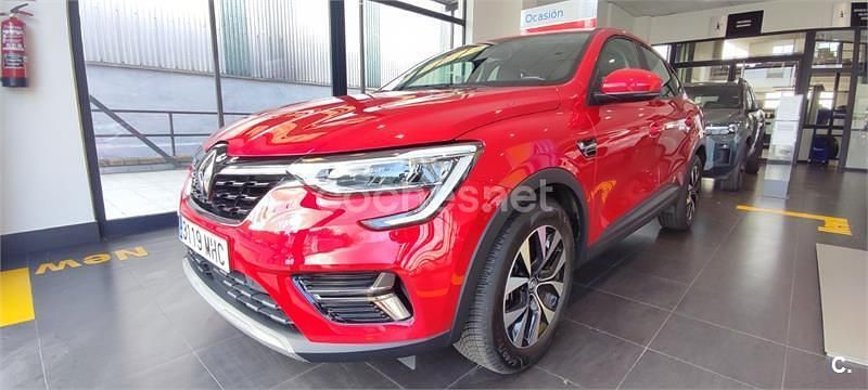 Usado Renault Arkana Equilibre 145 CV (106 kW) 2023 Rojo SUV