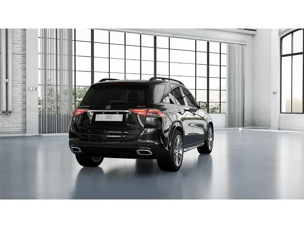 Usado Mercedes GLE350 de 333 CV (244 kW) 2025 Negro obsidiana SUV