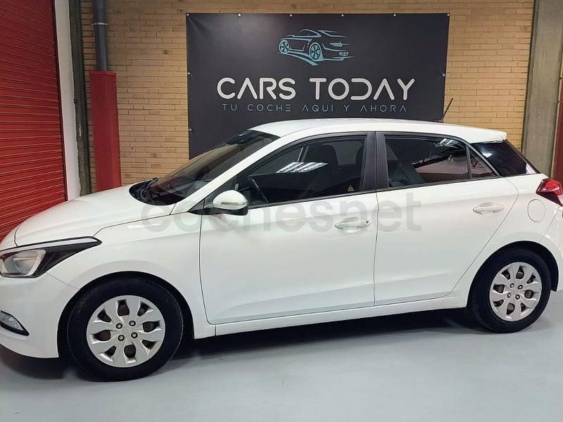 Usado Hyundai i20 GO! 90 HP (66 kW) 2018 Branco Sedan