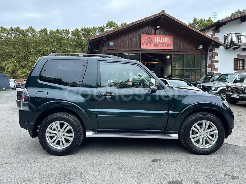 Usado Mitsubishi Montero 190 CV (139 kW) 2017 Verde SUV